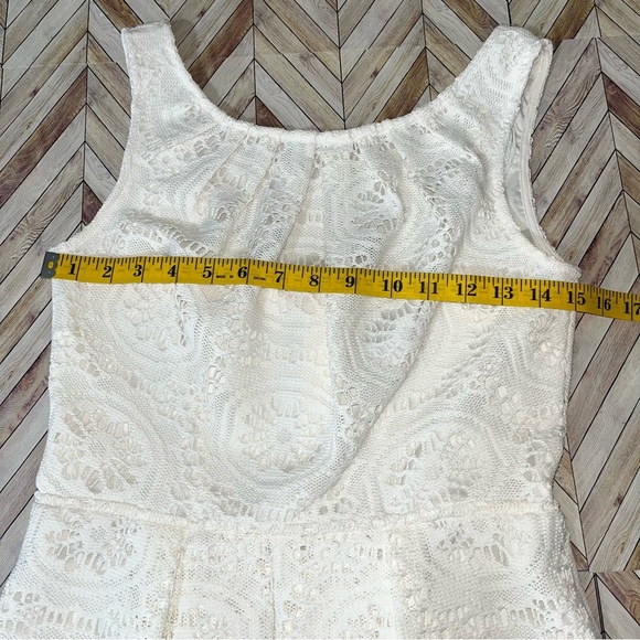 ADRIANNA PAPELL Ivory Sz 6 Crochet Lace A Line Sleeveless Knee‎ Length Dress - Picture 7 of 11